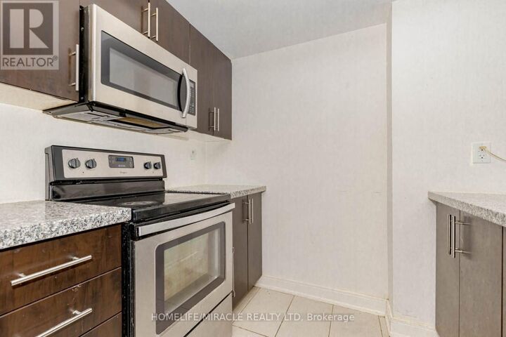 Property Photo:  100 Dufay Road 29  ON L7A 4S3 