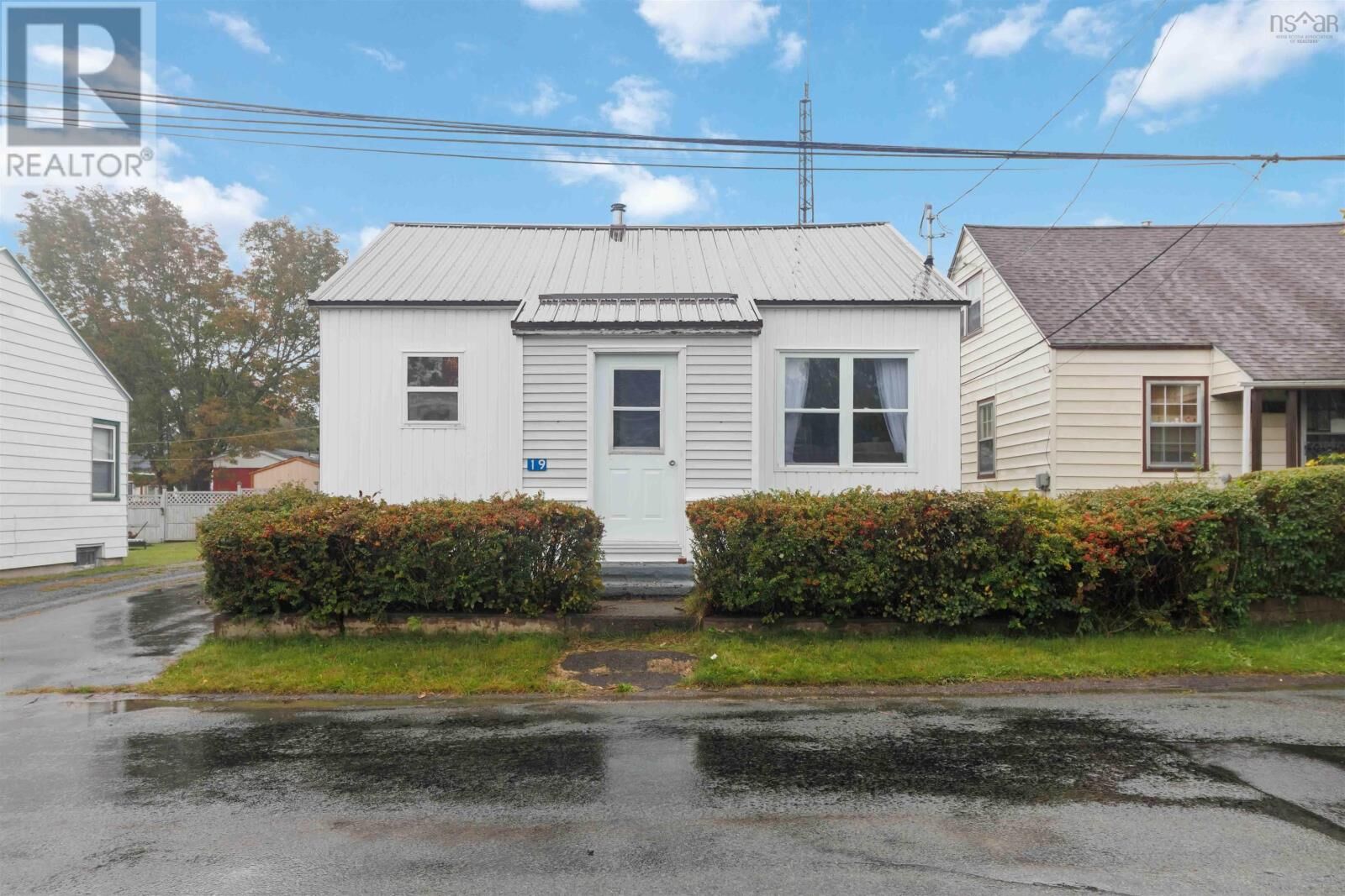 Property Photo:  Central Boulevard 19  NS B0T 1K0 