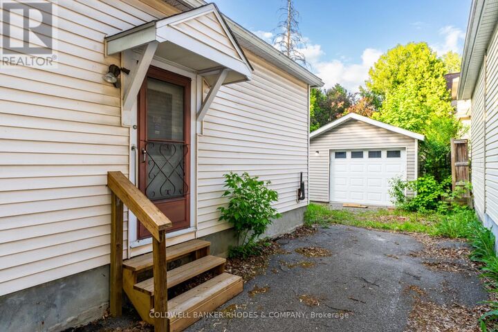 Property Photo: 149 Sweetland Avenue ON K1N 7V1