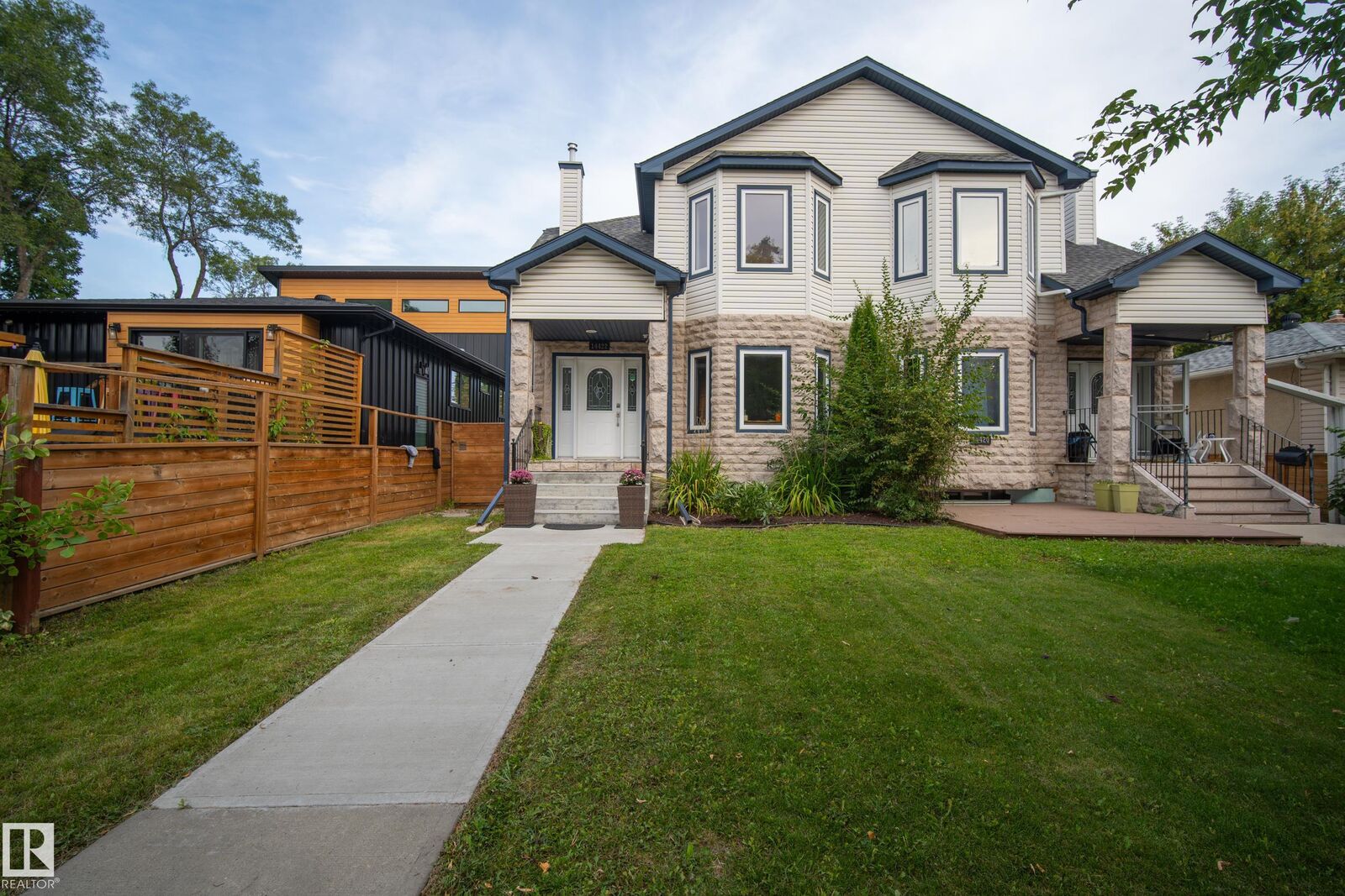 Property Photo:  14422 104 Avenue NW  AB T5N 0X1 