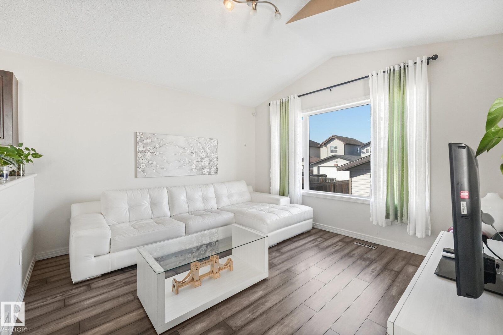 Property Photo:  11644 167A Avenue NW  AB T5X 6J5 