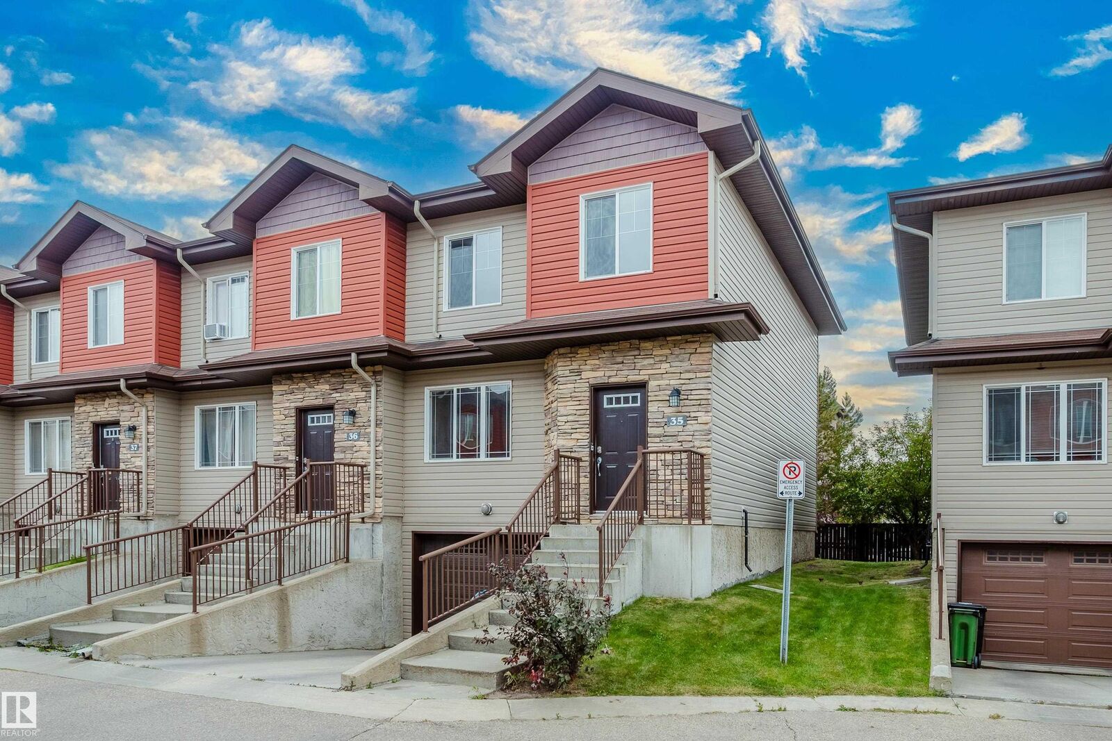 Property Photo:  12930 140 Avenue NW 35  AB T6V 0C4 