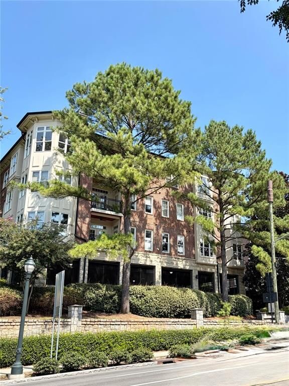 Property Photo:  828 Highland Lane 2204  GA 30306 