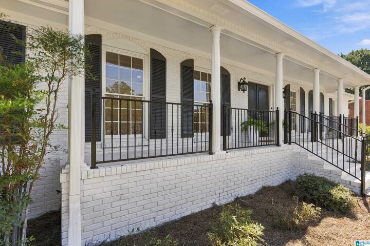 Property Photo:  633 Melody Lane  AL 35214 