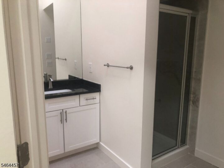 Property Photo:  12 Elm Street 8  NJ 07042 