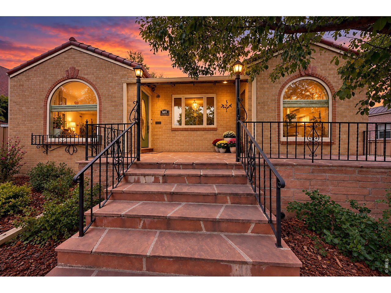 Property Photo:  665 Ivy St  CO 80220 