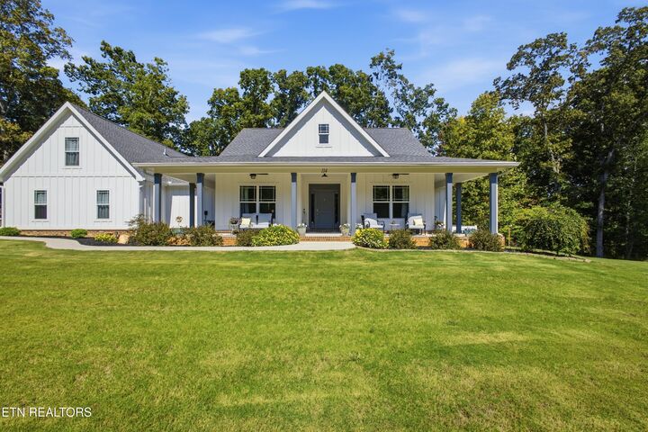 Property Photo:  114 W Mountain Drive  TN 37854 
