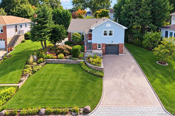 Property Photo:  68 Elaine Terrace  NY 10701 