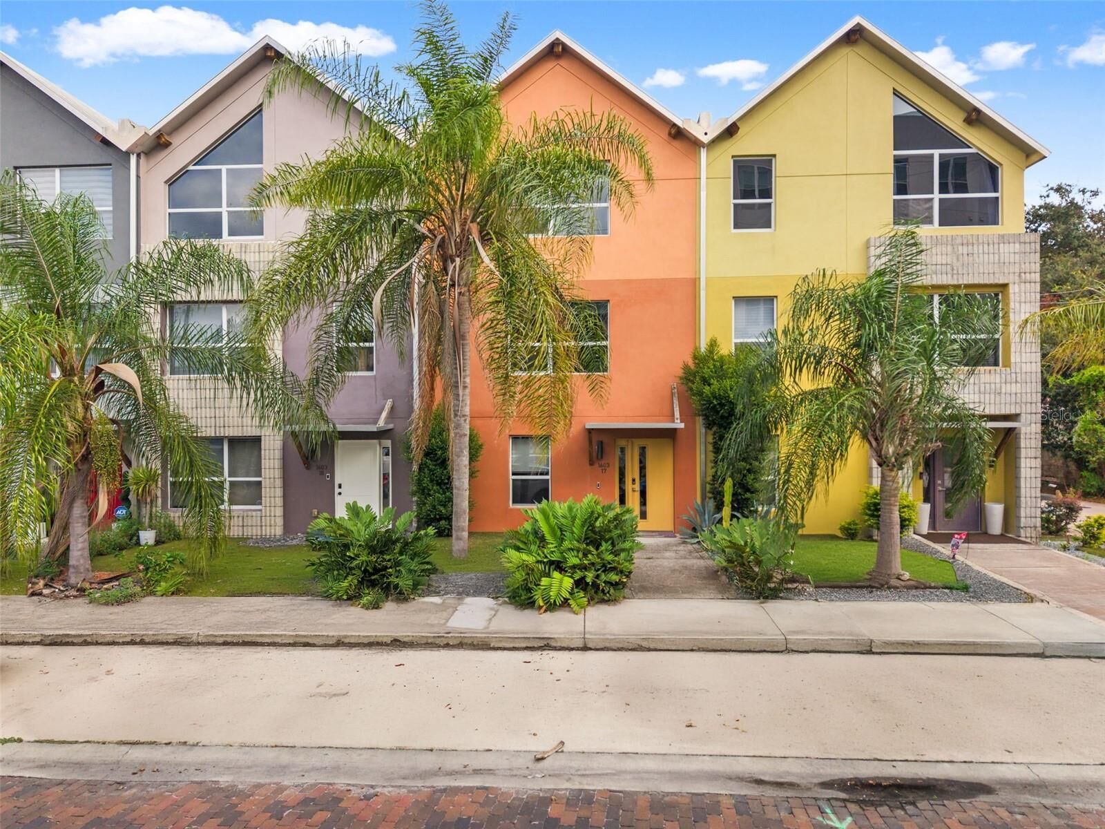 Property Photo: 1603 Woodward Street 17 FL 32803