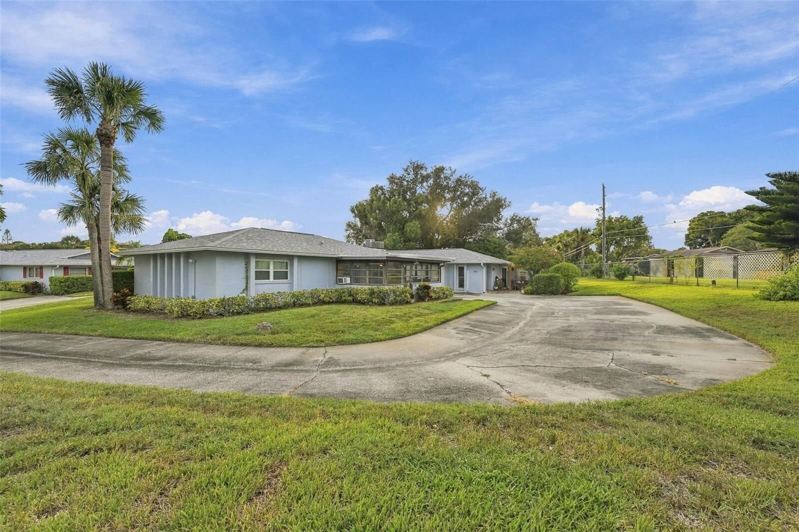 Property Photo:  1619 Whithorn Place B  FL 34684 