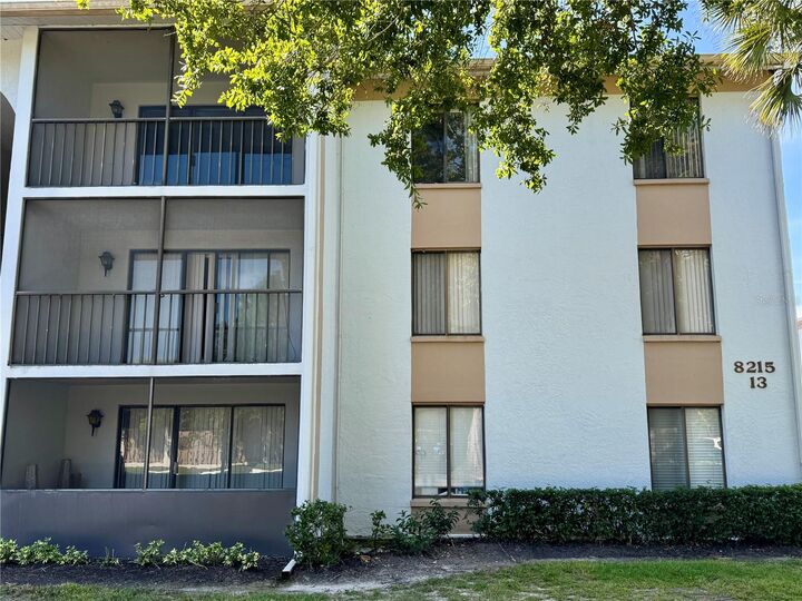 Property Photo: 8215 Sun Spring Circle 43 FL 32825