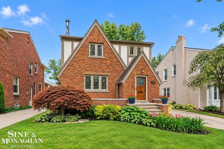 Property Photo:  278 Moran Road  MI 48236 