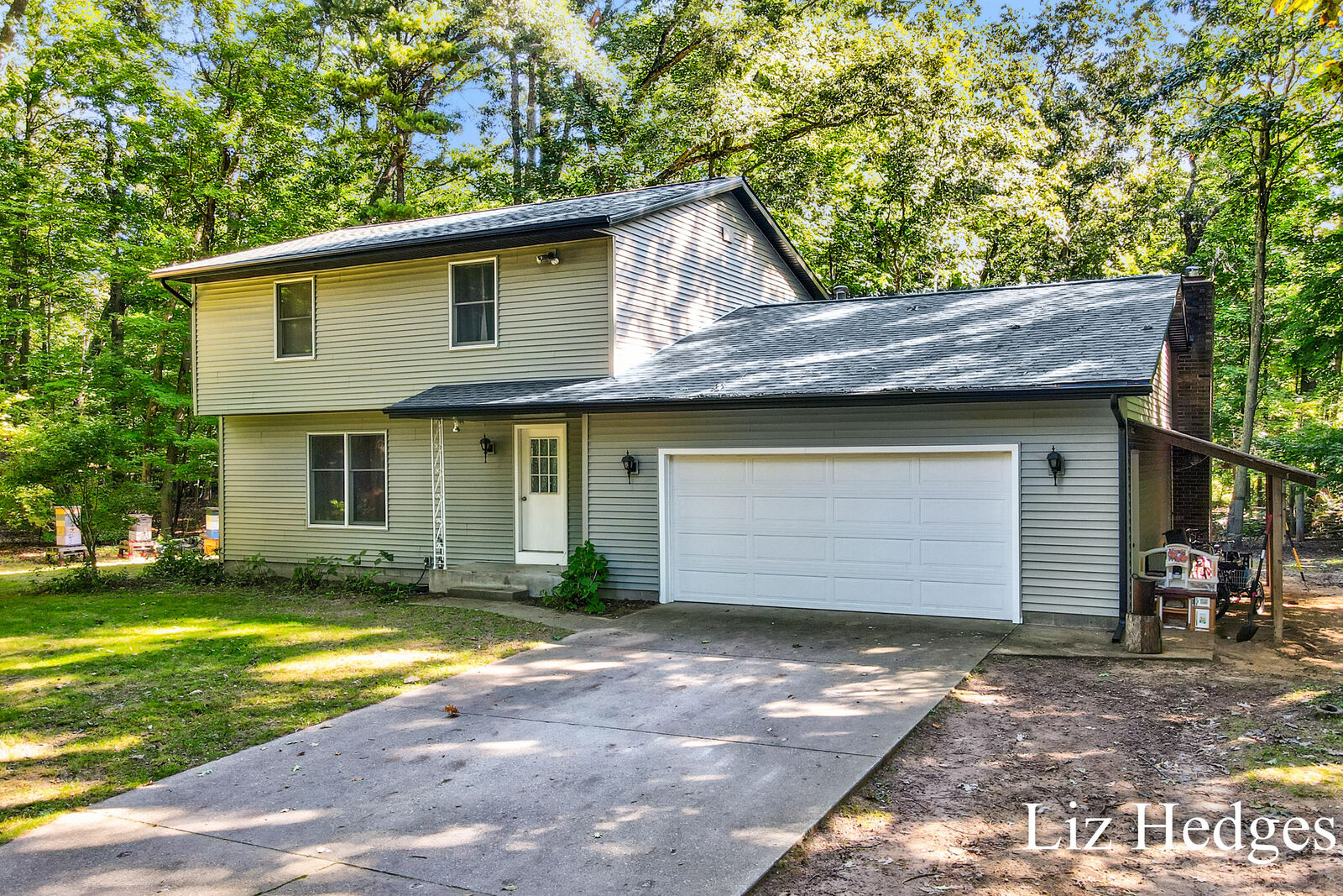Property Photo: 8756 Westwood Lane MI 49437