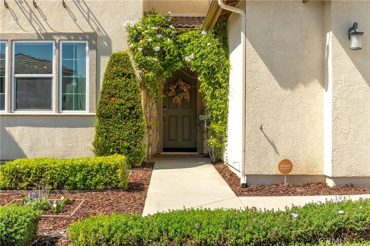 Property Photo: 6877 Meander CA 91752