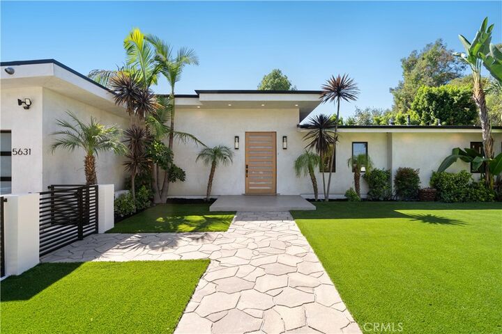 Property Photo: 5631 Wilhelmina Avenue CA 91367