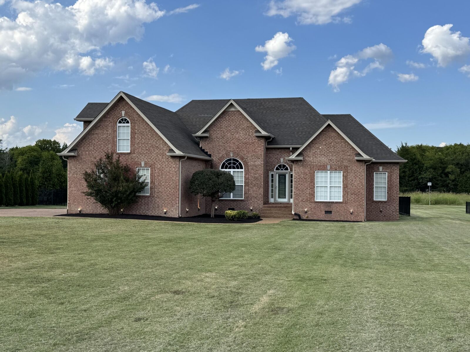 Property Photo:  367 W Richmond Shop Rd  TN 37090 
