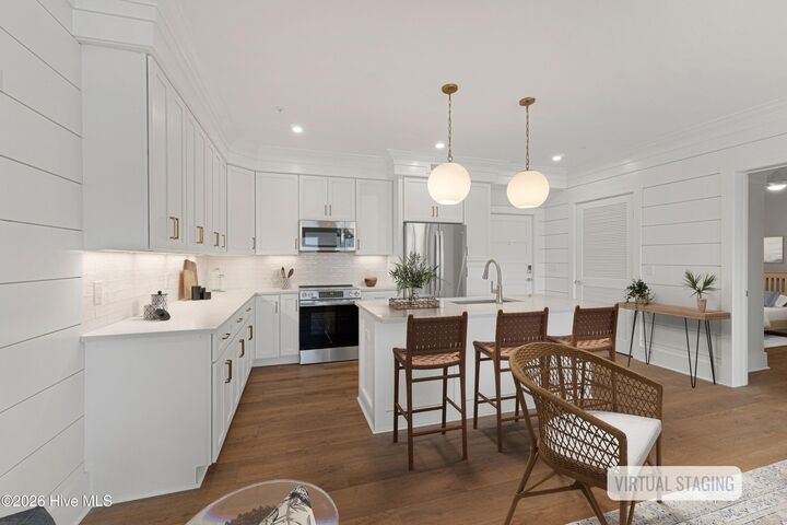 Property Photo:  805 Mulberry Street Unit 114  NC 28516 