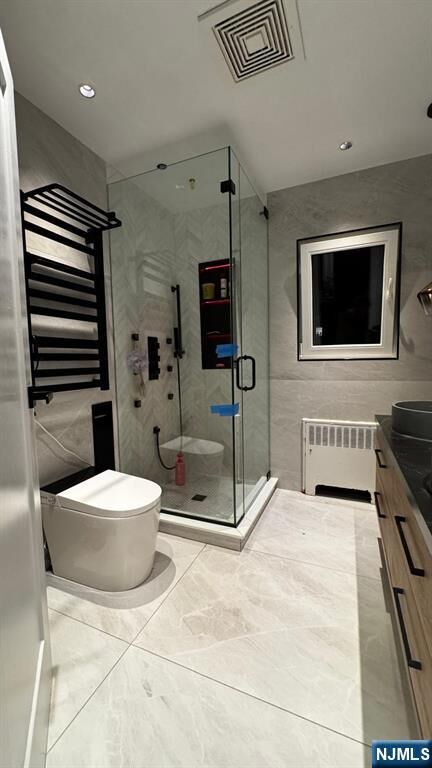 Property Photo: 256 10th Street 2 NJ 07650
