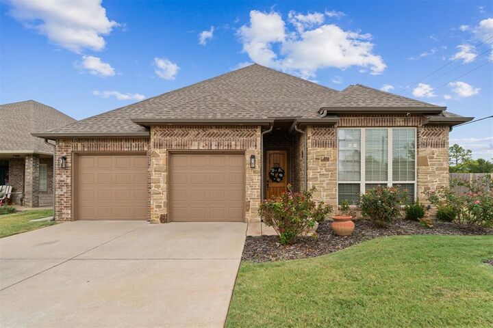 Property Photo:  2101 NW 159th Terrace  OK 73013 