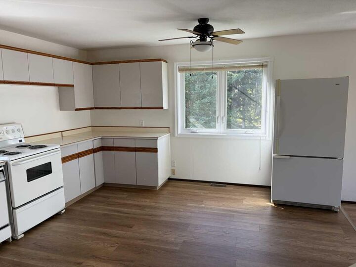 Property Photo: 805028 Range Road 10 AB T0H 0J0