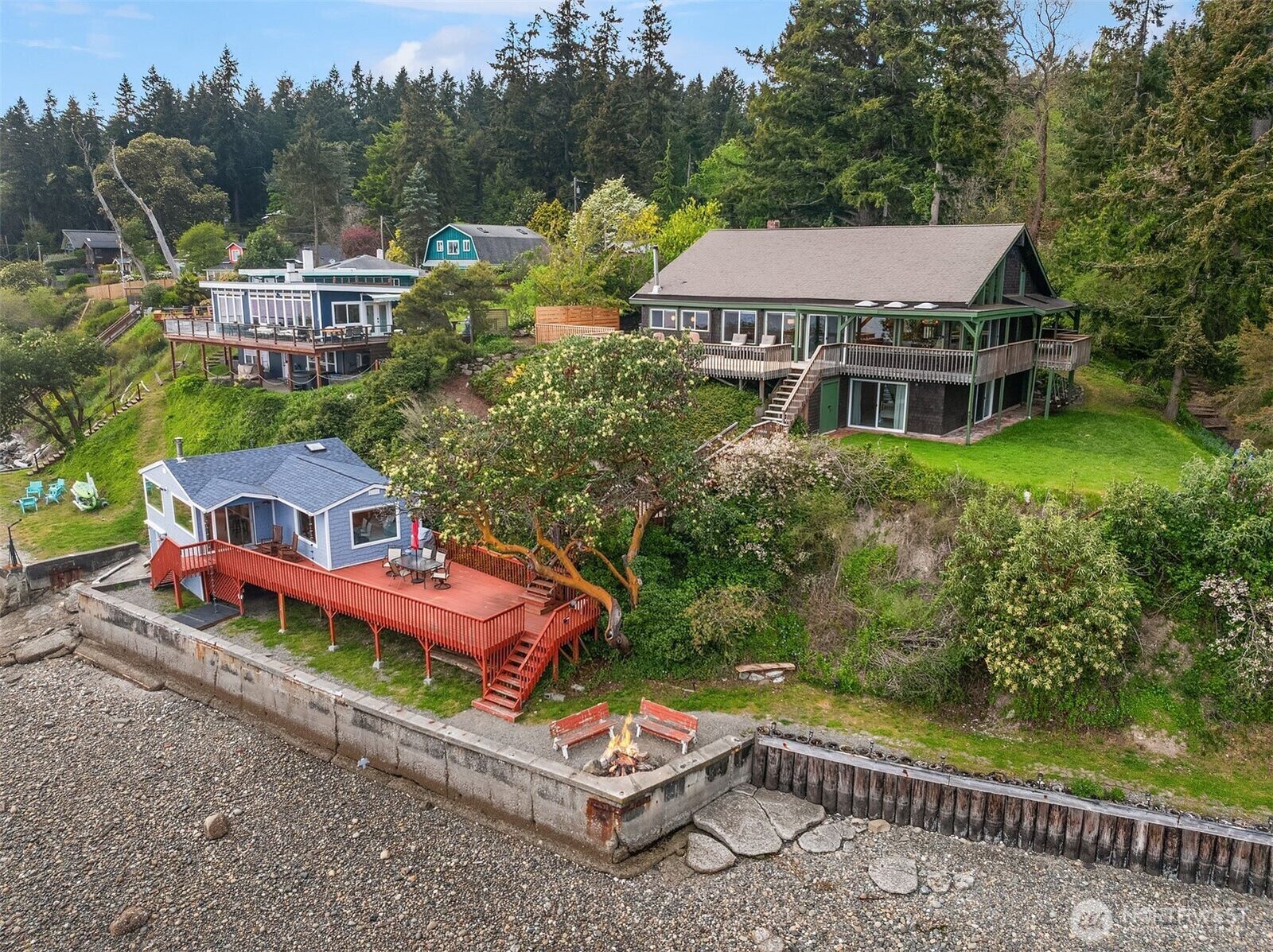 Property Photo: 13725 SW Pohl Road WA 98070