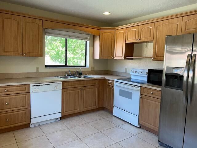 Property Photo: 5621 Coach House Circle FL 33486