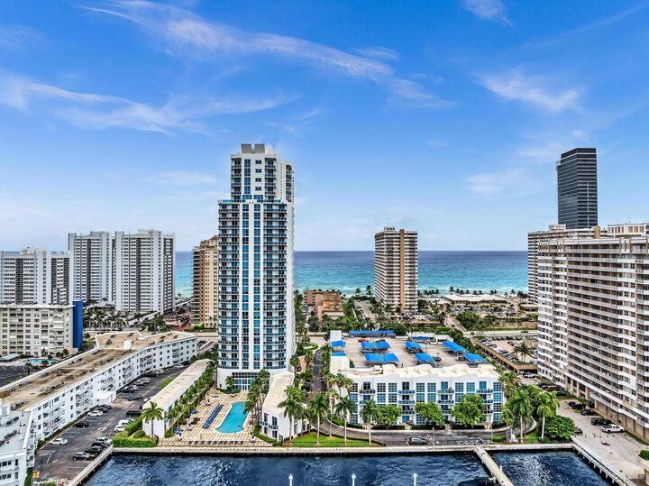 Property Photo:  1945 S Ocean Drive Unit 502  FL 33009 