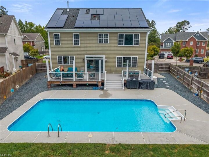 Property Photo:  1817 Chloe Ln  VA 23456 