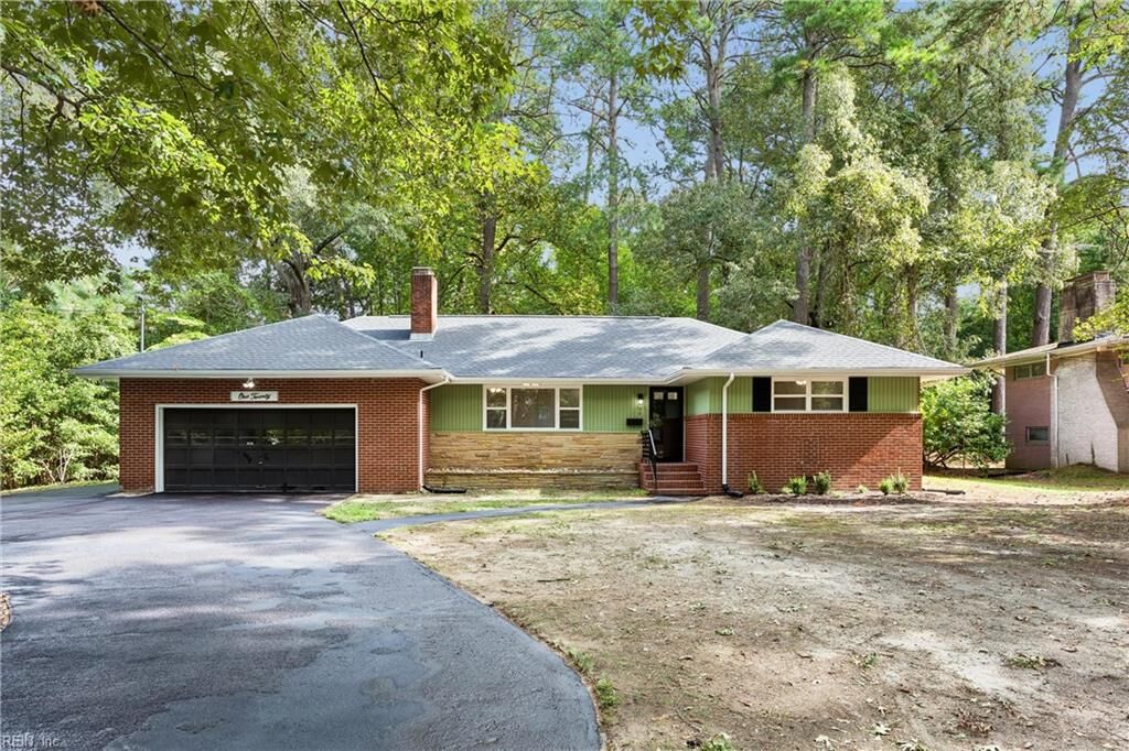 Property Photo:  120 Selden Rd  VA 23606 