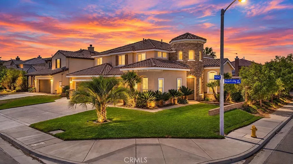 Property Photo: 39339 Desert Lilly Court CA 93551