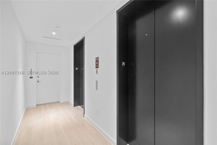 Property Photo:  1400 Biscayne Blvd 2601  FL 33132 