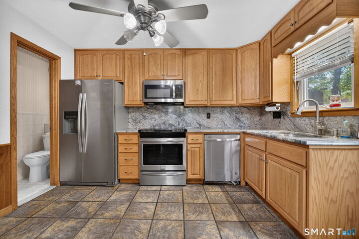 Property Photo:  163 Cranston Street  CT 06513 