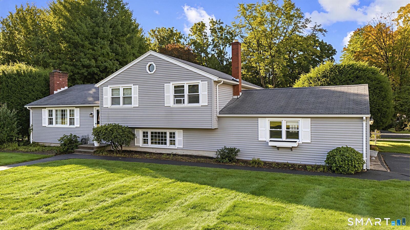 Property Photo: 2 Surrey Drive CT 06473