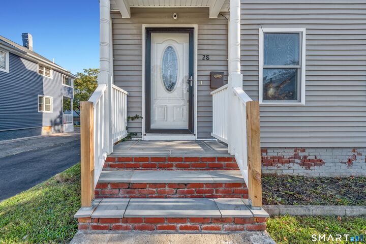 Property Photo:  28 George Street  CT 06516 