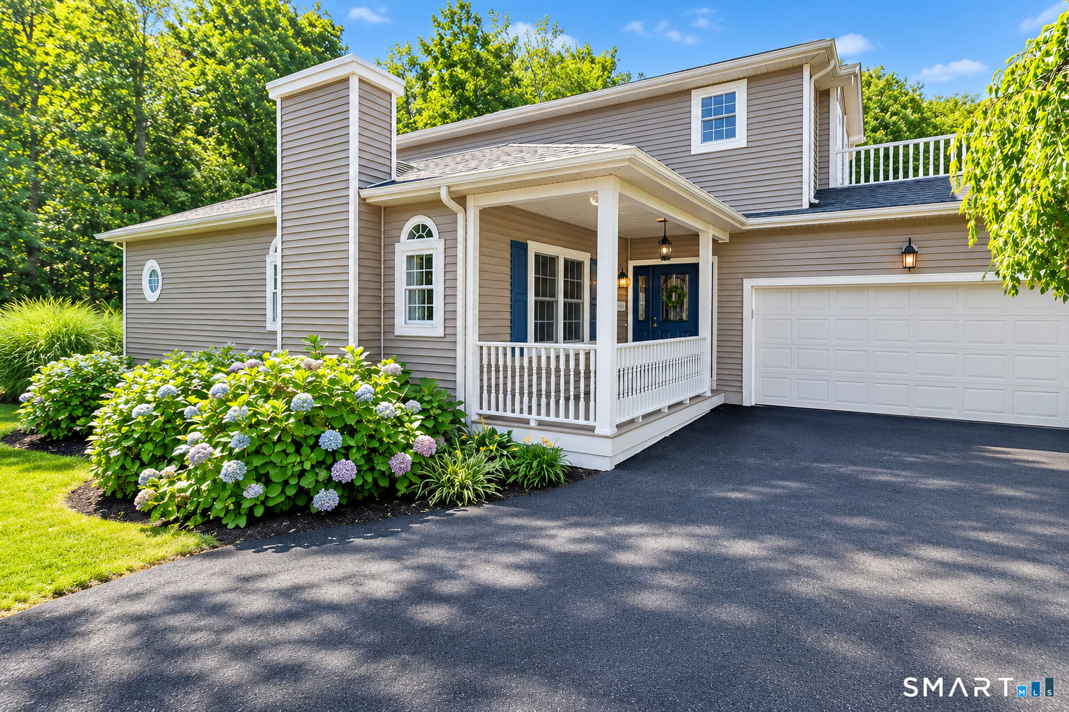 Property Photo:  160 Hawthorne Drive 160  CT 06037 