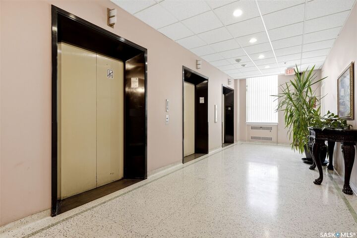 Property Photo:  1901 Victoria Avenue 805  SK S4P 3R4 
