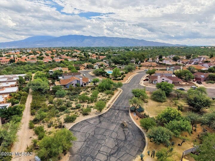 Property Photo:  9881 E Sabrena Lane  AZ 85748 