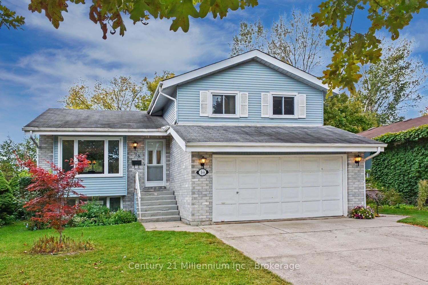 Photo de la propriété: 18 Dillon Drive ON L9Y 4S3