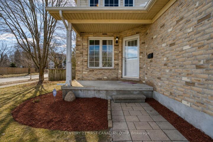 Property Photo:  89 McTaggart Court  ON N5X 3L9 