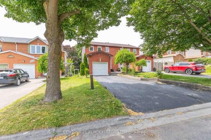 Property Photo:  557 Cobblehill Drive  ON L1K 1Y6 