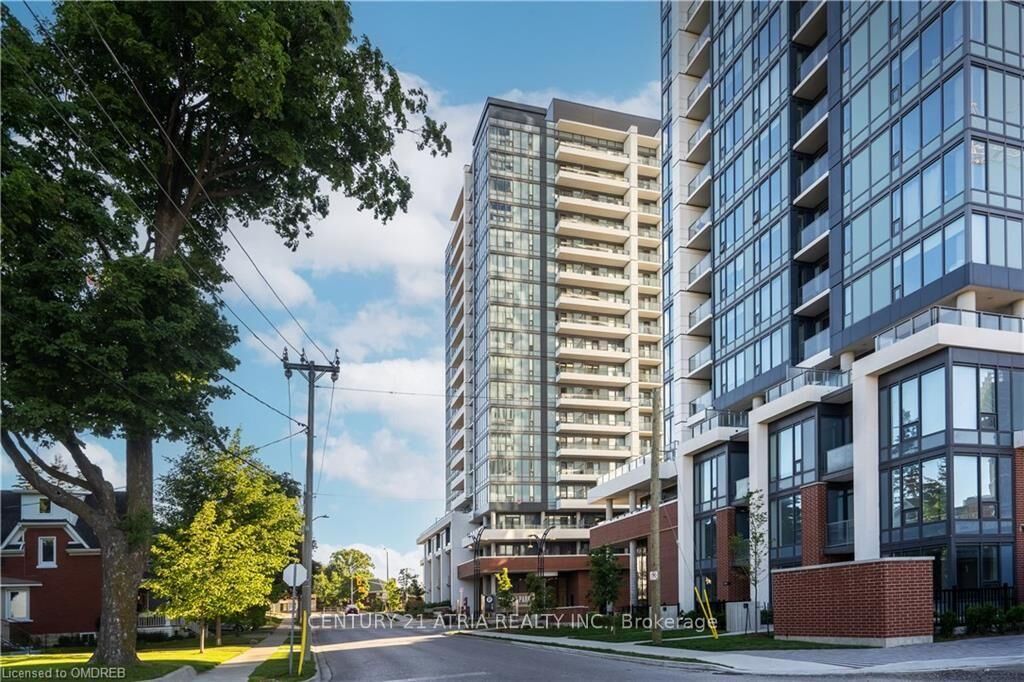 Property Photo:  5 Wellington Street S 907  ON N2G 0E3 