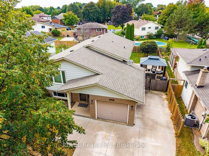 Property Photo: 105 Elma Street ON L2N 6Z8