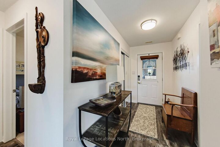 Property Photo: 633 Johnston Park Avenue 10 ON L9Y 5C7