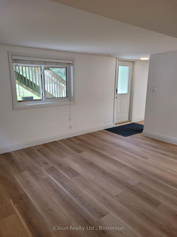 Property Photo:  84 Confederation Road  ON L7G 3R8 