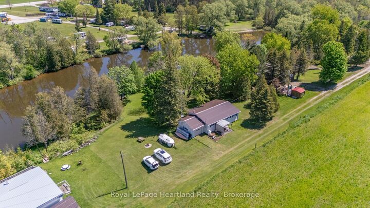 Property Photo:  48 Poechman Lane  ON N0G 2V0 