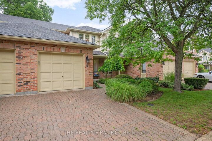 Property Photo: 810 Maitland Street 12 ON N5Y 5K3