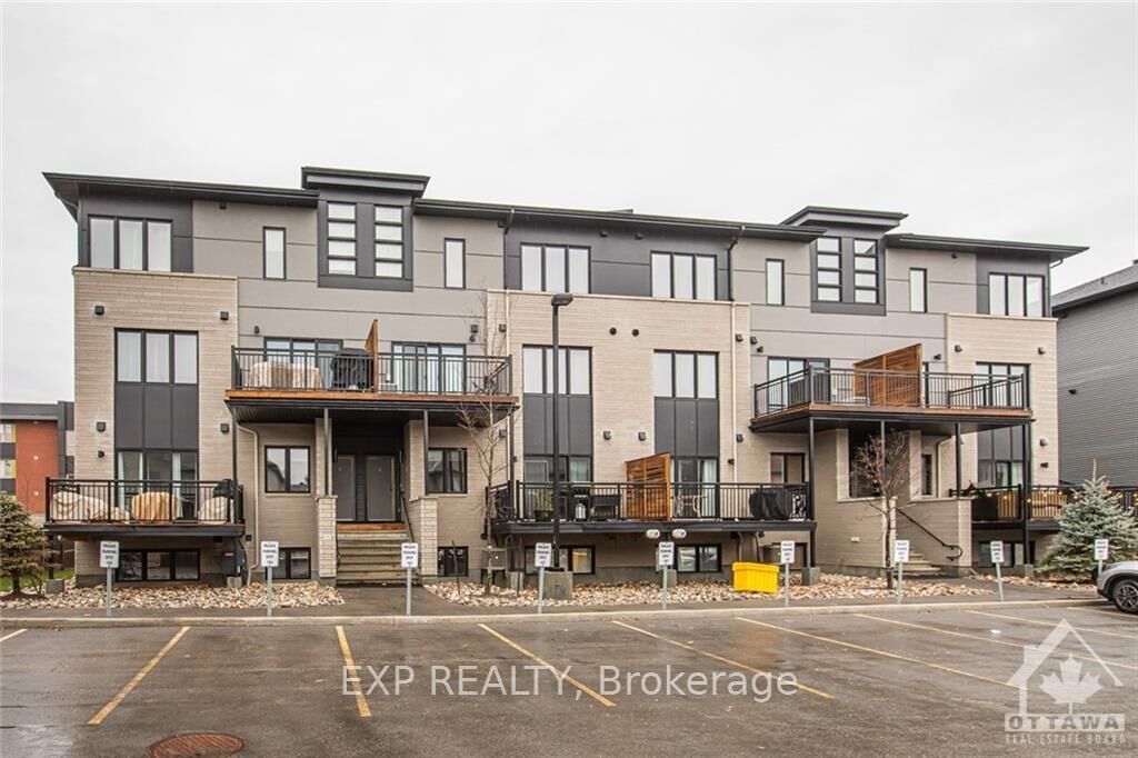 Property Photo:  444 Via Verona Avenue B  ON K2J 6B3 
