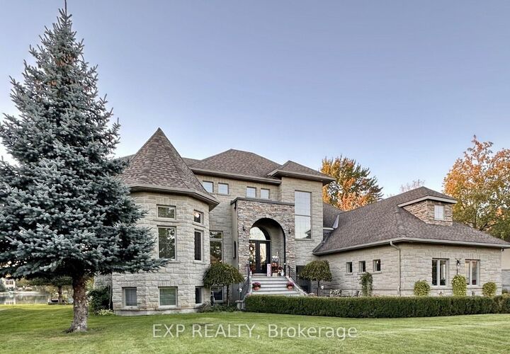 Property Photo: 6715 Suncrest Drive ON K4P 0B3