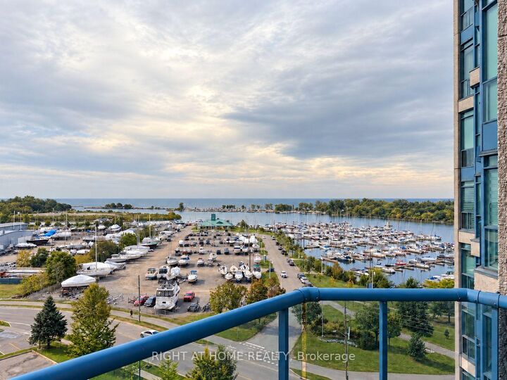 Property Photo:  340 Watson Street W 906  ON L1N 9G1 