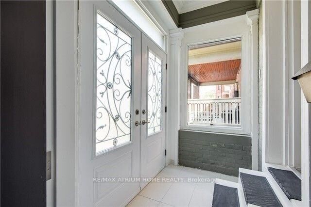 Property Photo:  179 Spadina Road 3  ON M5R 2T9 